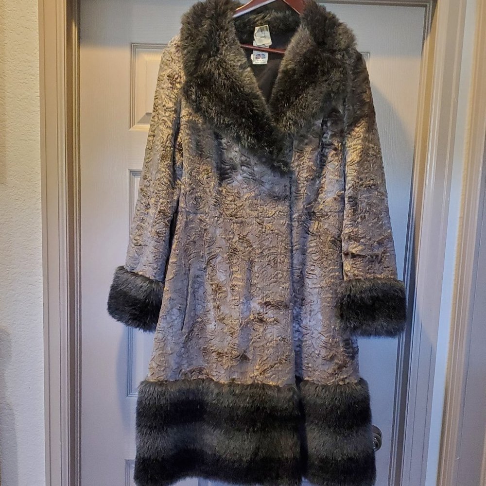 Vintage Russian Princess faux fur coat (70s)